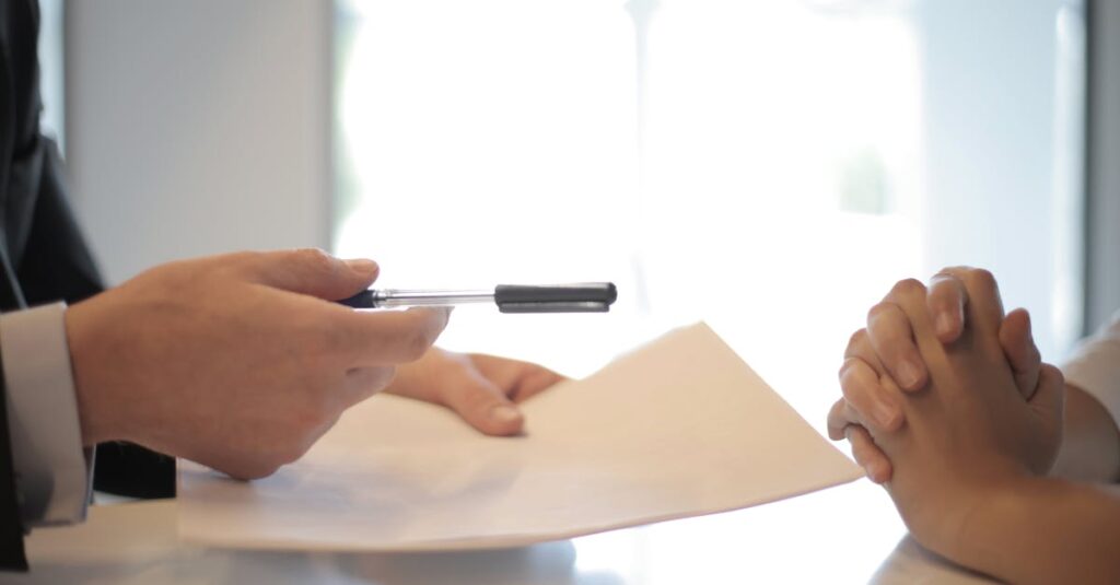 découvrez nos conseils d'experts sur l'investissement pour optimiser votre portefeuille. apprenez les stratégies gagnantes pour maximiser vos rendements, comprendre le marché et diversifier vos placements. investissez intelligemment pour un avenir financier serein.