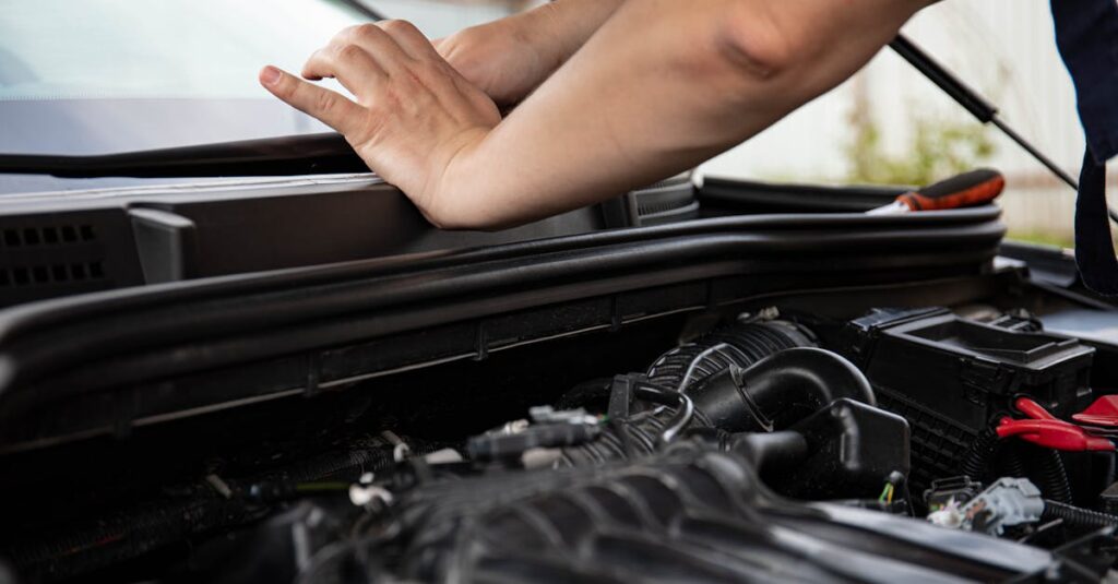 profitez d'un service rapide et efficace de réparation de pare-brise pour votre véhicule. nos experts restaurent la visibilité et la sécurité de votre auto en un rien de temps. demandez votre devis gratuit dès maintenant !